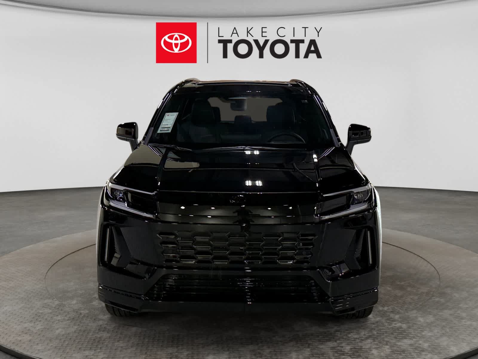 New 2026 Toyota RAV4 XSE AWD/4WD image 10