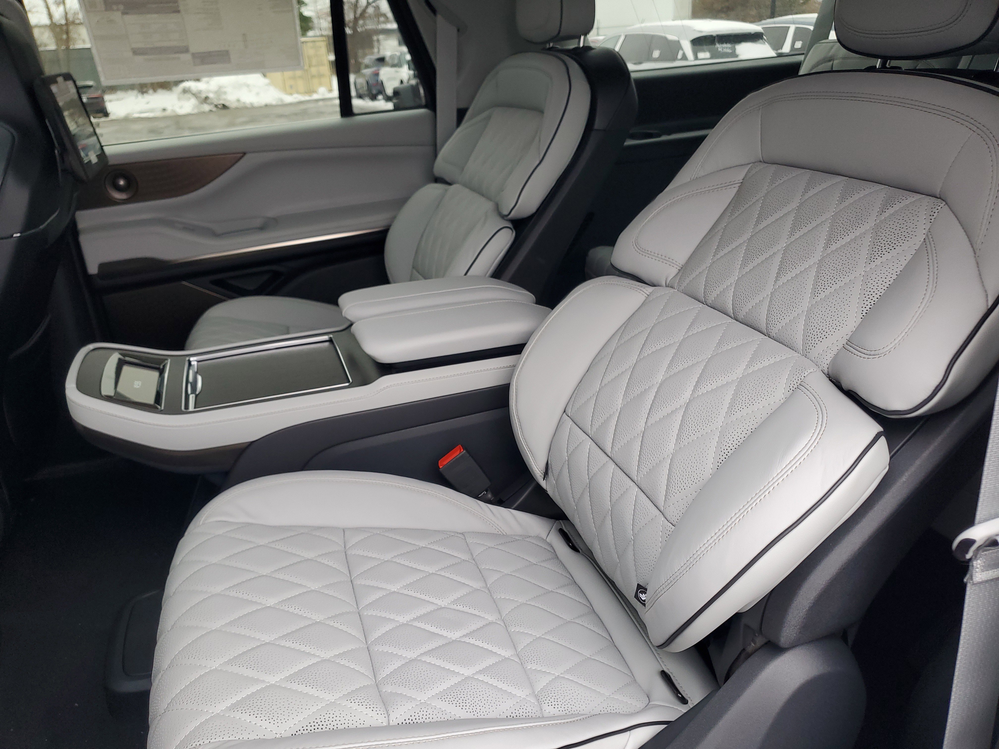 New 2025 Lincoln Navigator L Black Label image 31