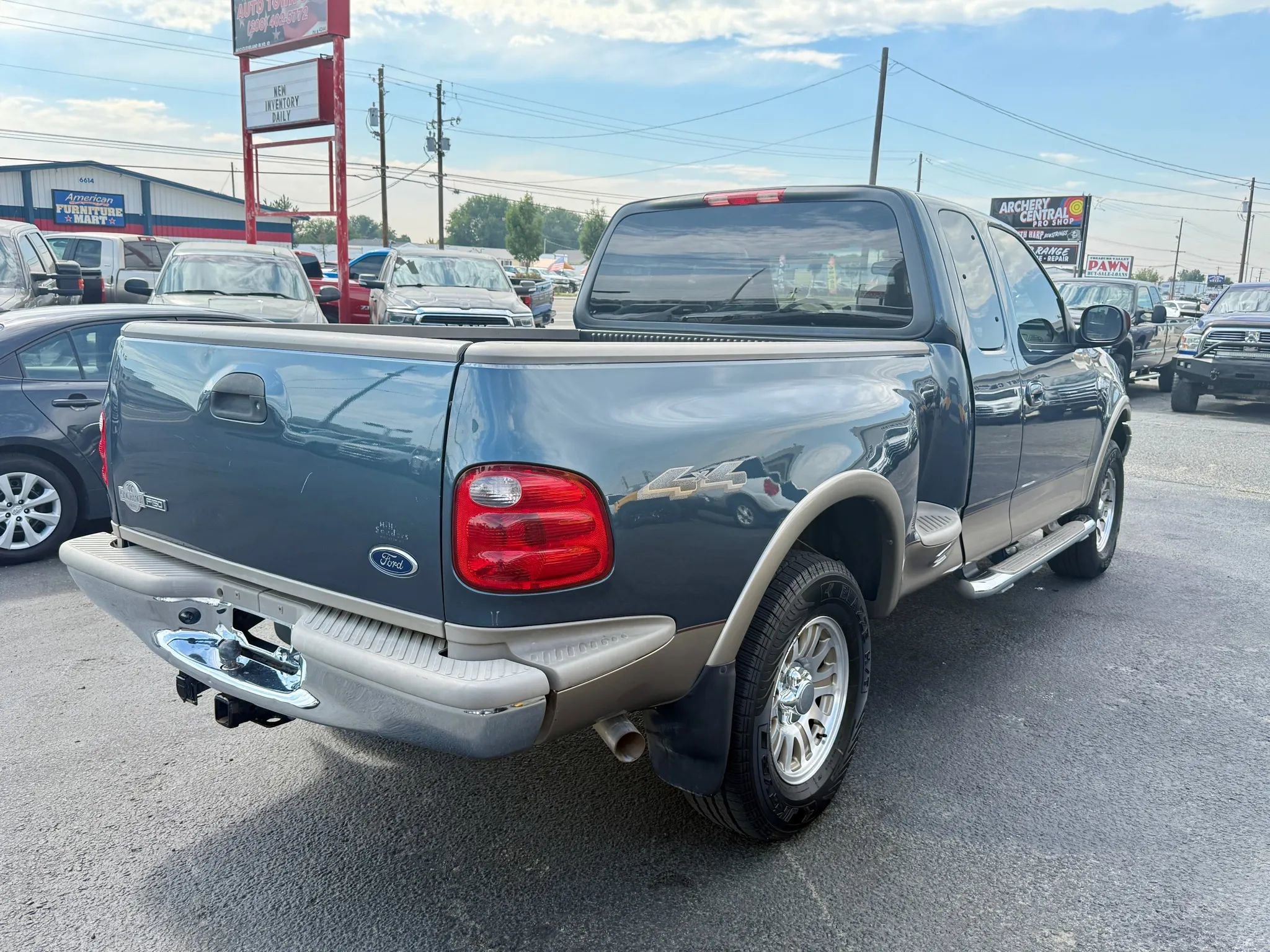 Used 2003 Ford F150 King Ranch image 5