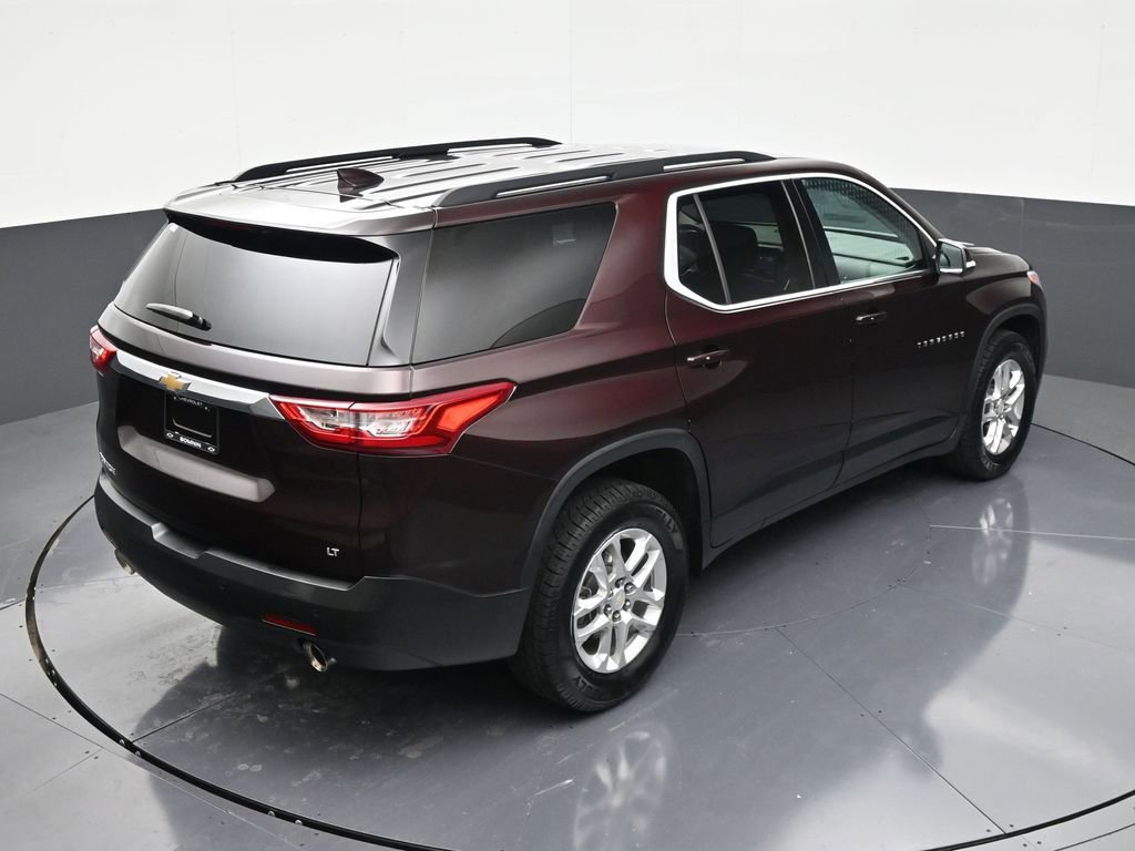 Used 2021 Chevrolet Traverse LT image 16