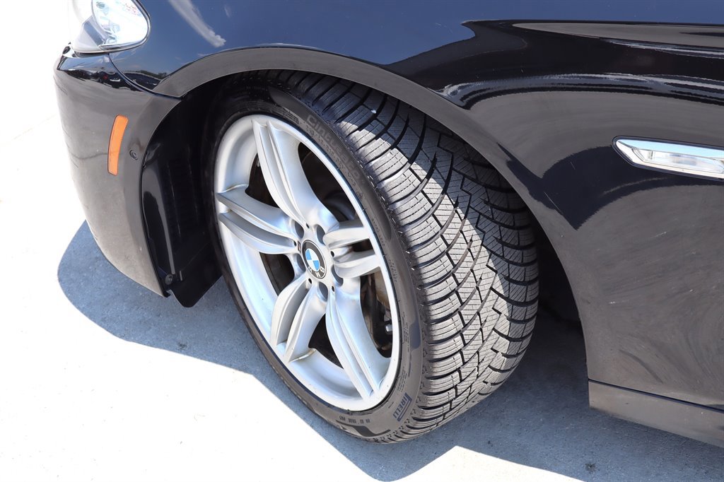 Used 2013 BMW 550i Sedan RWD image 10