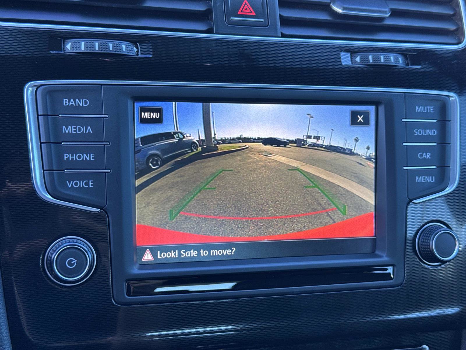 Used 2017 Volkswagen GTI Sport image 17