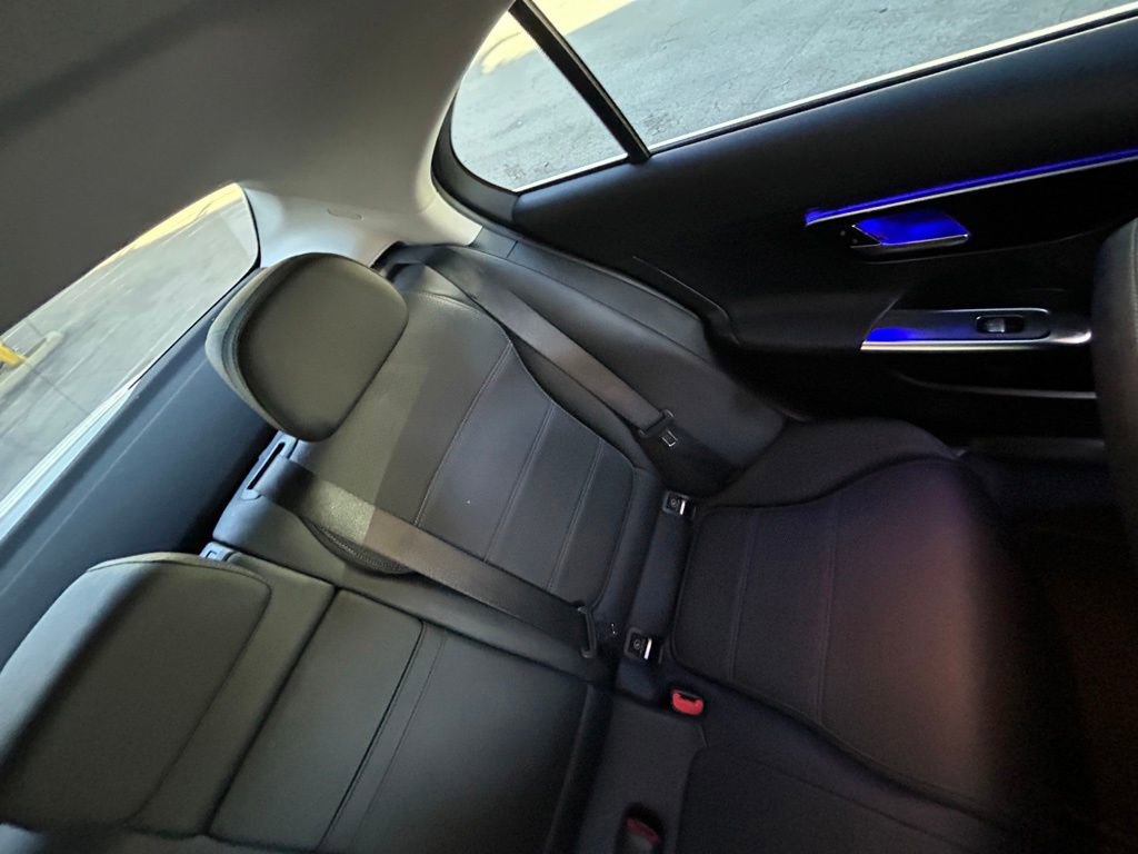 Used 2022 Mercedes-Benz C 300 Sedan image 14