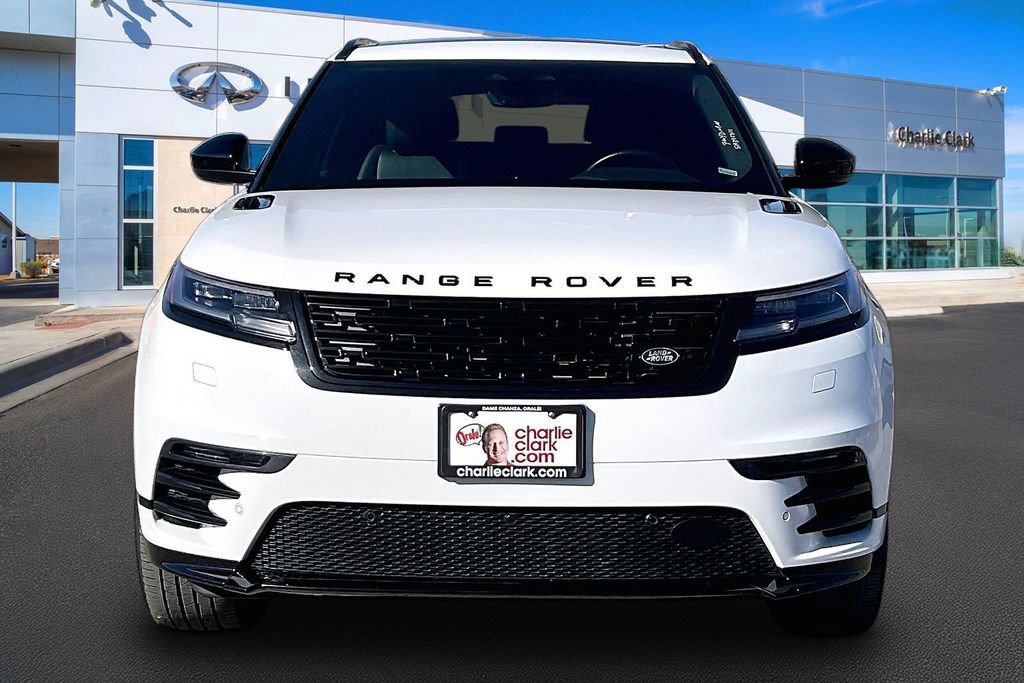 Used 2025 Land Rover Range Rover Velar Dynamic SE image 3