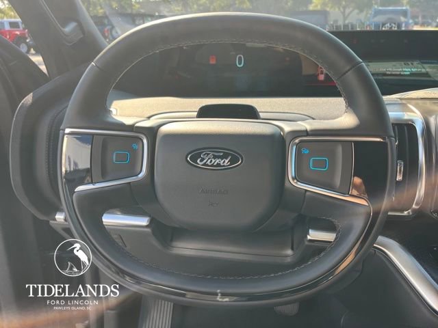 New 2025 Ford Expedition Platinum w/ Stealth Appearance Package image 16