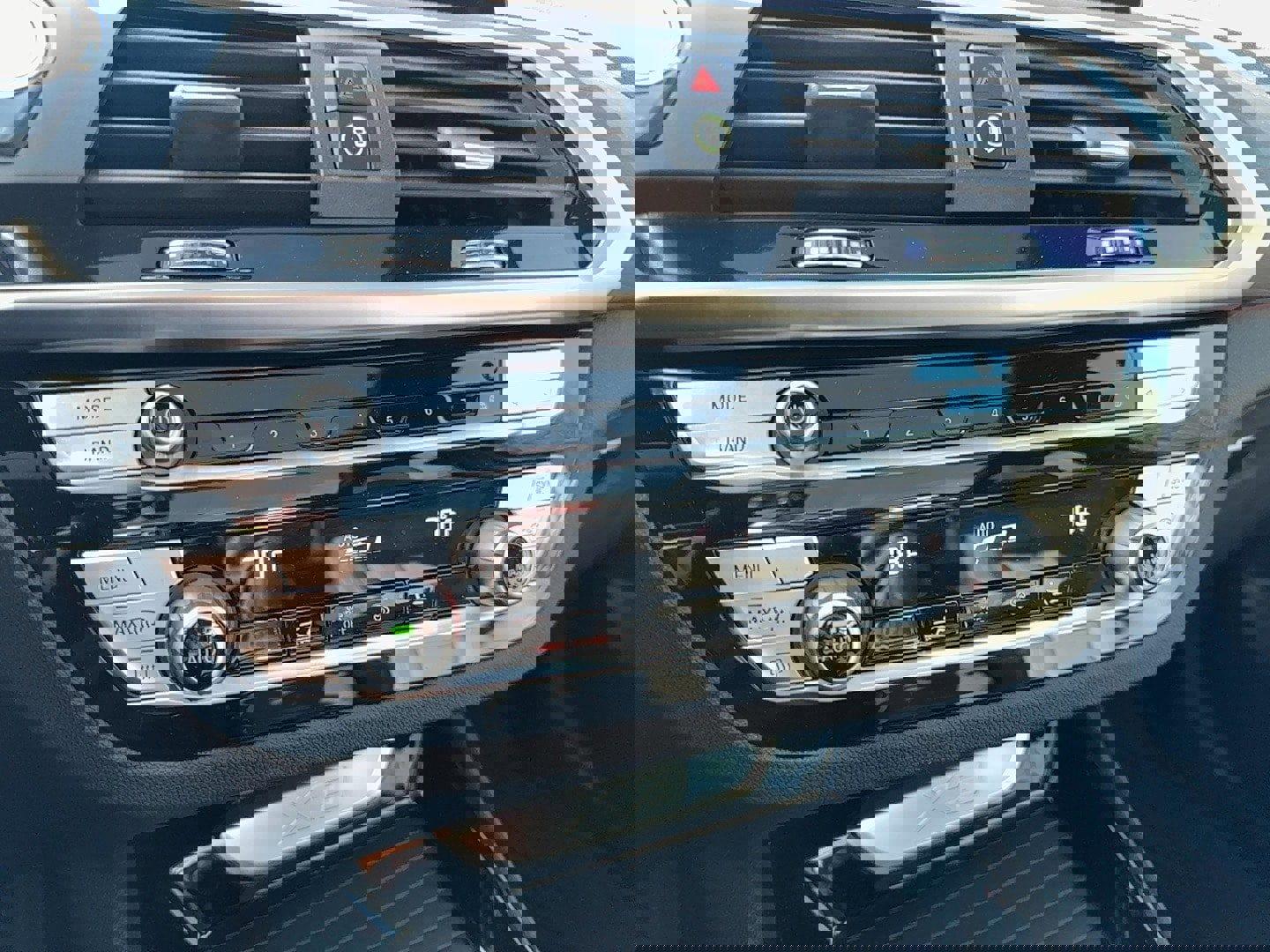 Used 2021 BMW X3 xDrive30i w/ Convenience Package image 22