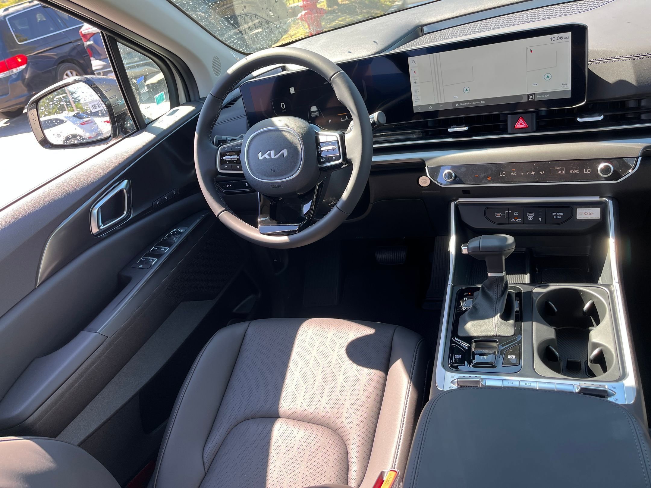 New 2026 Kia Carnival SX w/ SX Dark Edition Package image 12