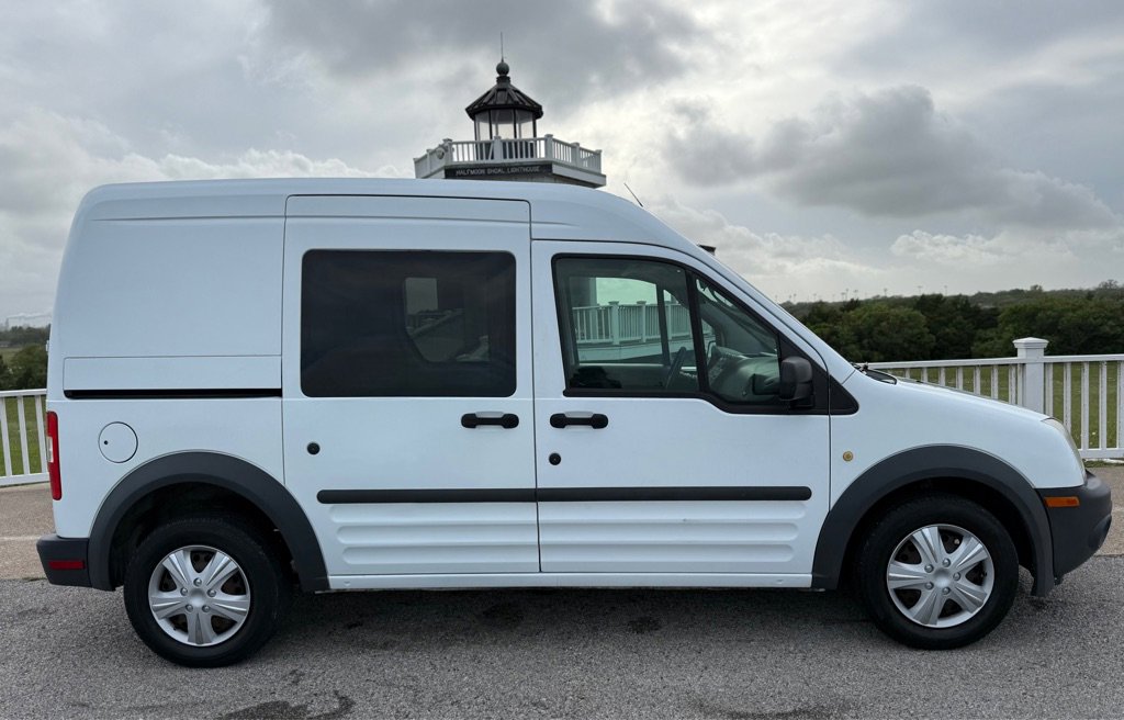 Used 2010 Ford Transit Connect XL image 4