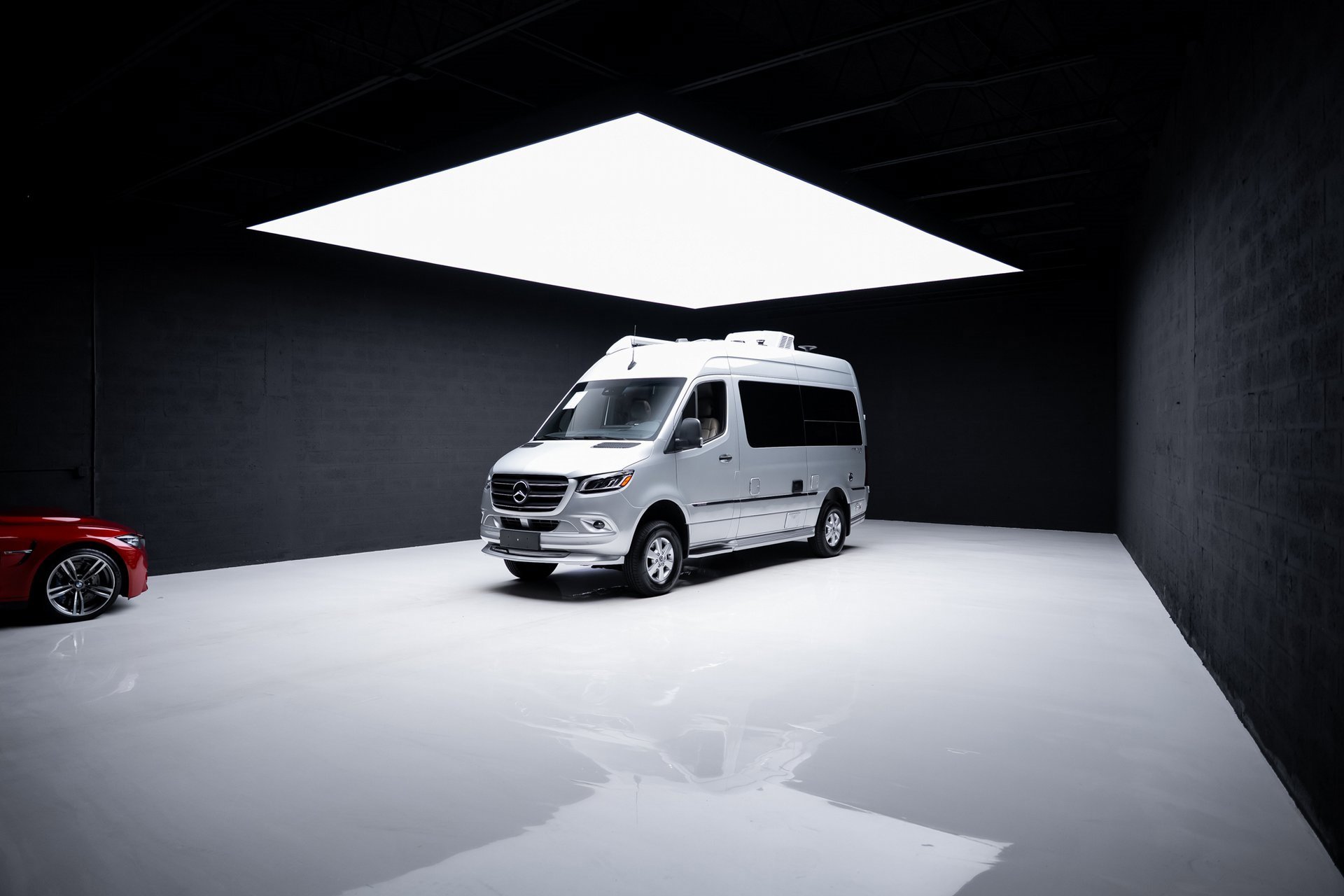 Used 2022 Mercedes-Benz Sprinter 144 Cargo image 97