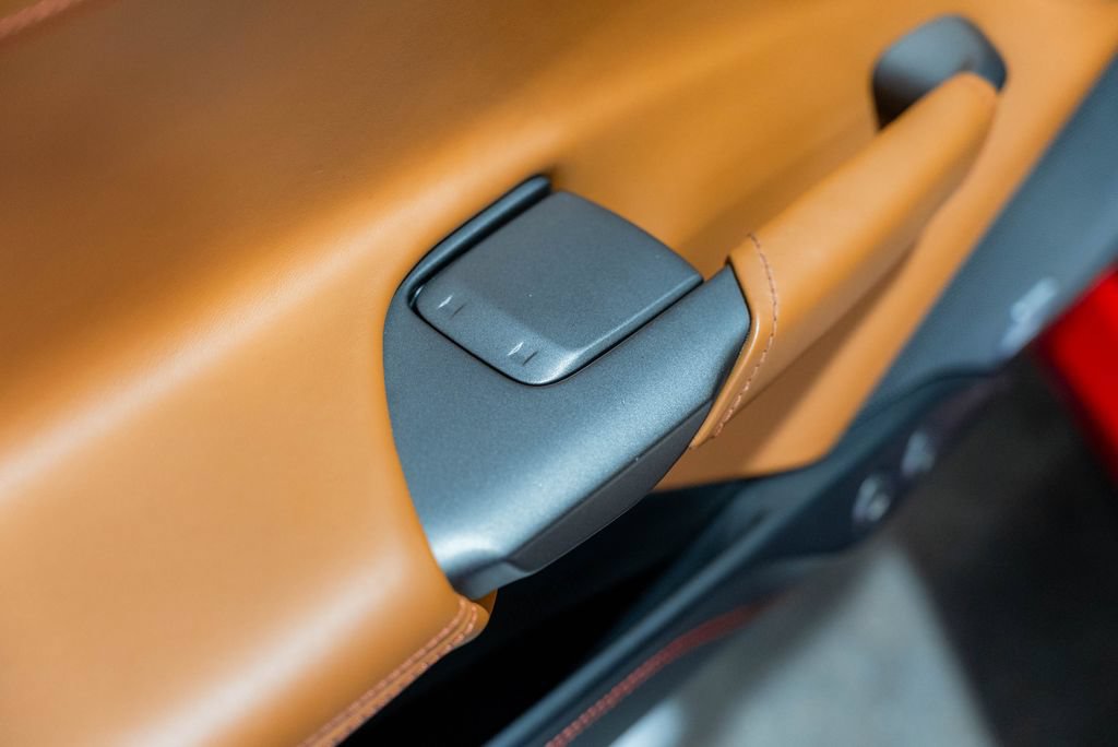 Used 2018 Ferrari 488 Spider RWD image 48