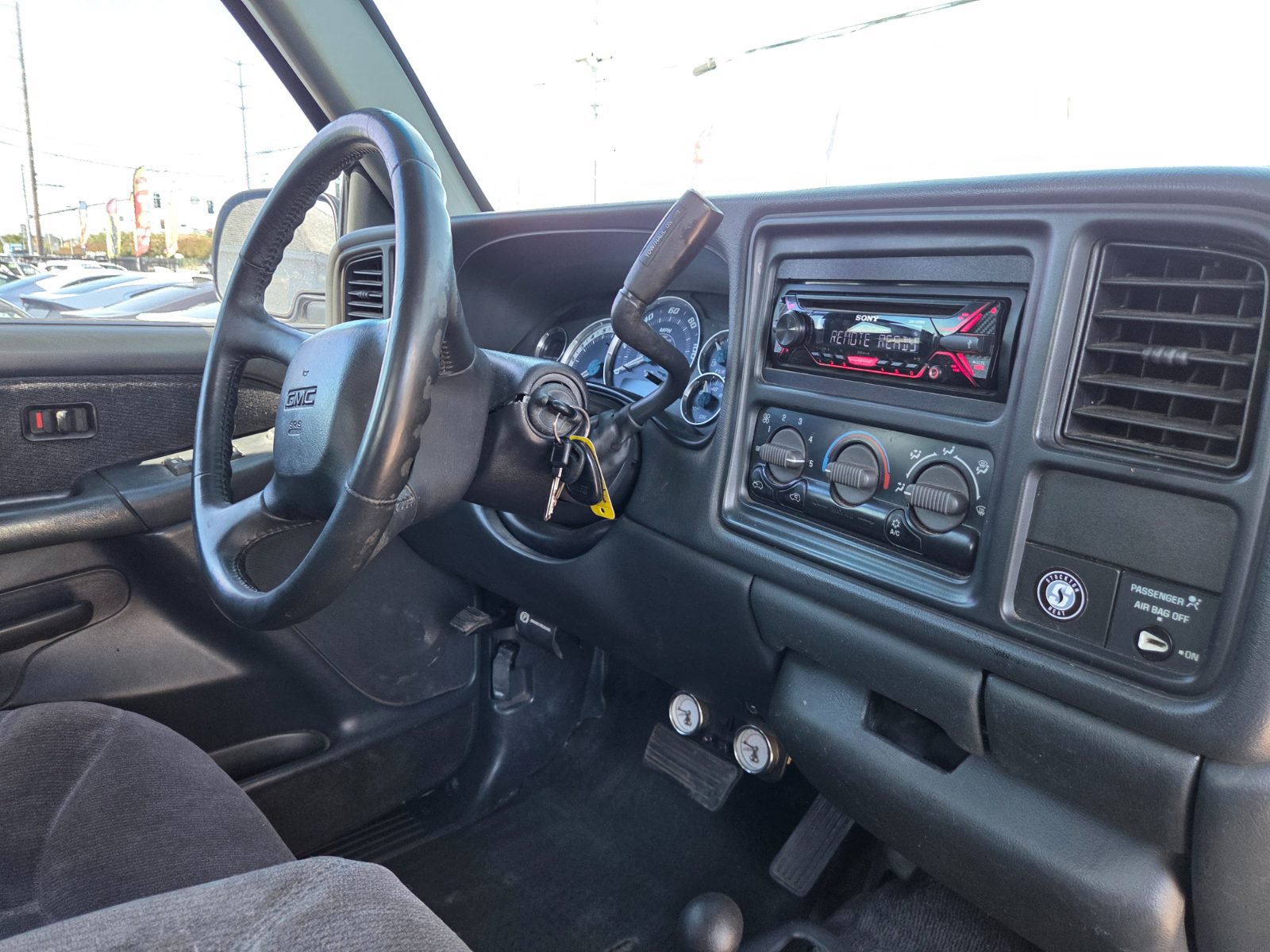 Used 1999 GMC Sierra 1500 4x4 Extended Cab w/ Off-Road Chassis Pkg image 11