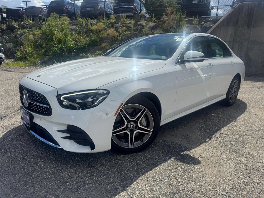 Used 2023 Mercedes-Benz E 350 4MATIC Sedan image 2
