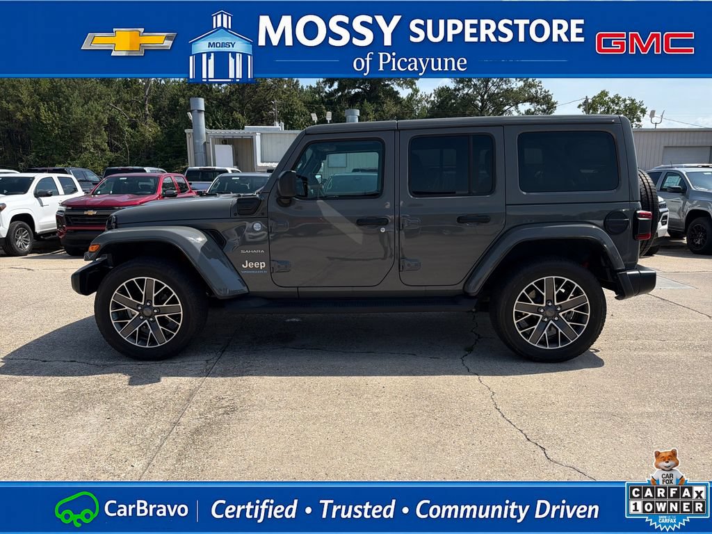 Used 2023 Jeep Wrangler Unlimited Sahara w/ Cold Weather Group AWD/4WD video 3
