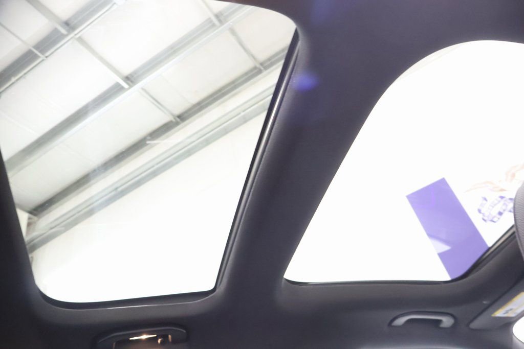 Certified 2022 Mercedes-Benz GLB 250 4MATIC image 25