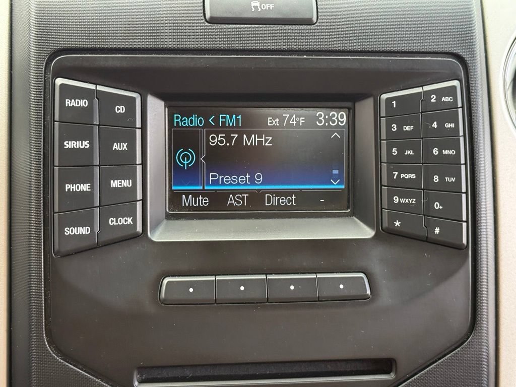 Used 2013 Ford F150 XLT w/ Mid Equipment Group RWD image 20