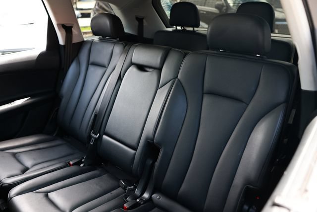 Used 2018 Audi Q7 3.0T Prestige w/ Prestige Package AWD/4WD image 11