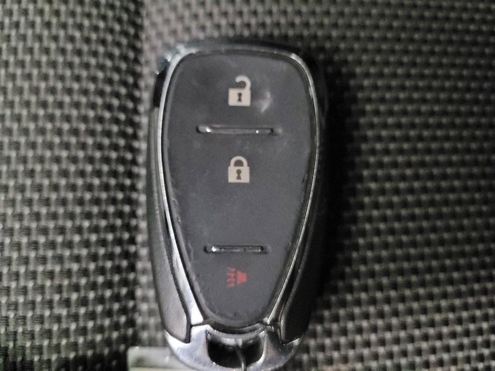 Used 2020 Chevrolet Traverse LS image 32