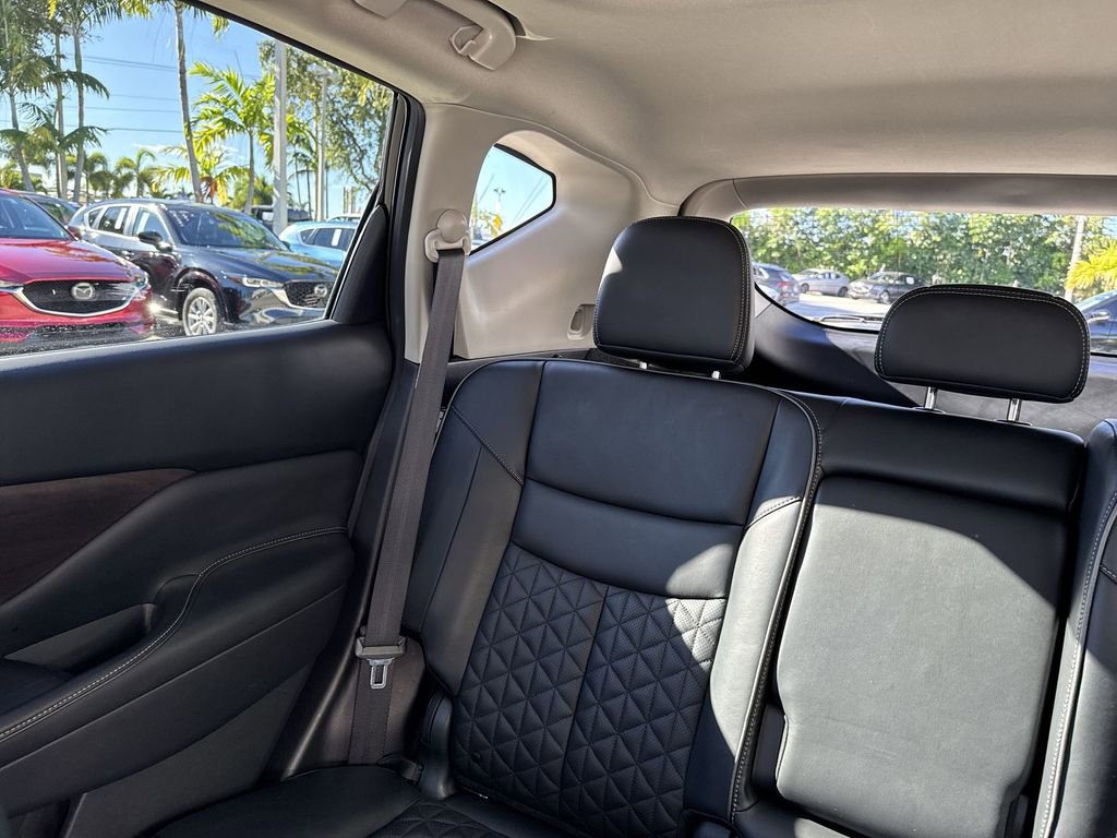 Used 2019 Nissan Murano Platinum image 18