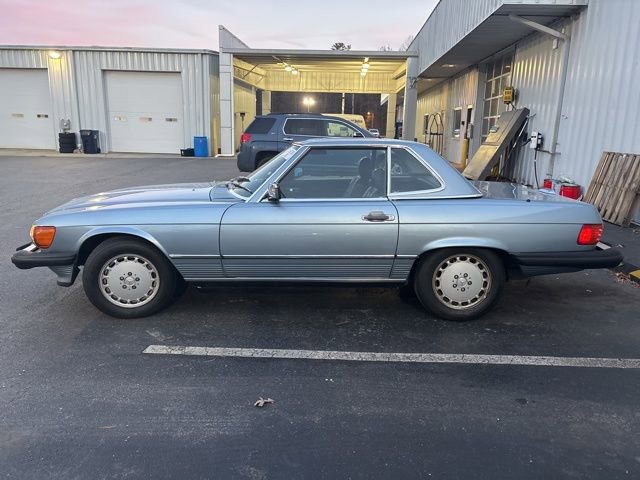 Used 1989 Mercedes-Benz 560 SL image 6