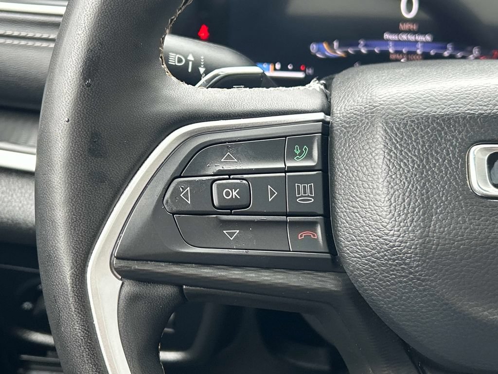 Certified 2023 Jeep Grand Cherokee L Laredo AWD/4WD image 21
