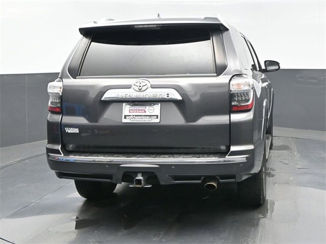Used 2018 Toyota 4Runner SR5 image 5