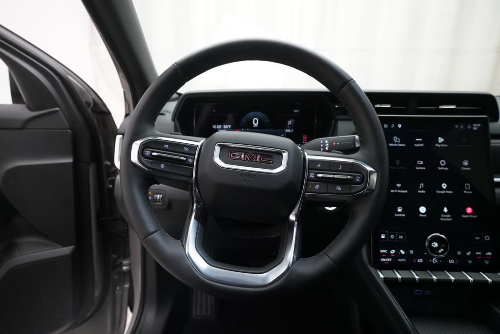Used 2026 GMC Terrain Elevation w/ Elevation Premium Package AWD/4WD image 4