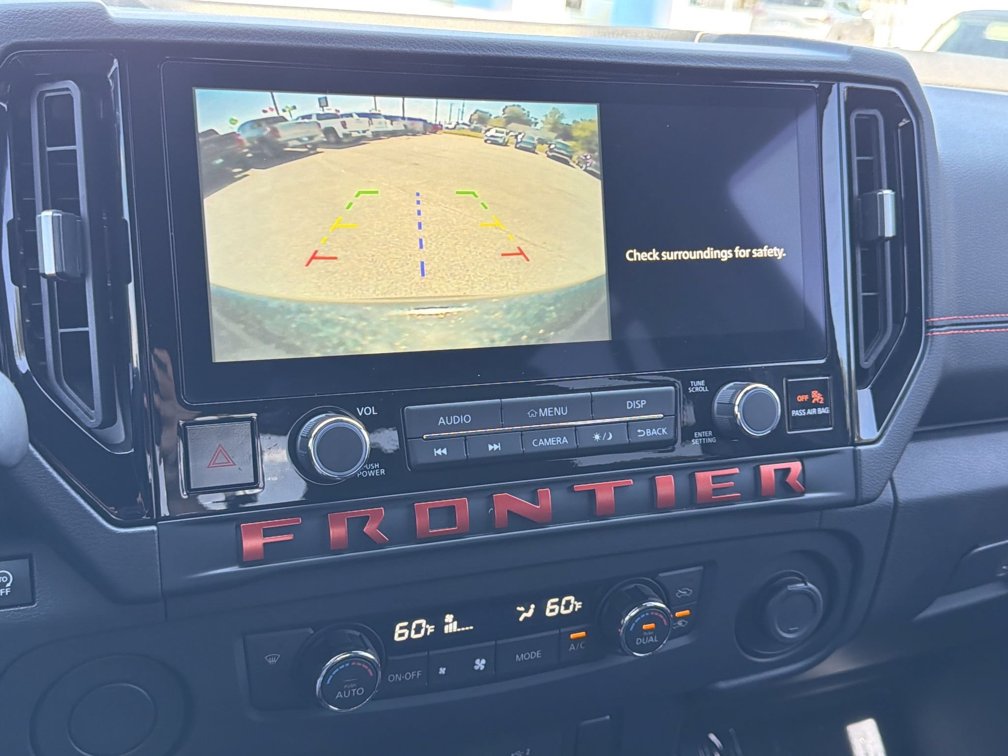 Used 2025 Nissan Frontier Pro-X RWD image 5