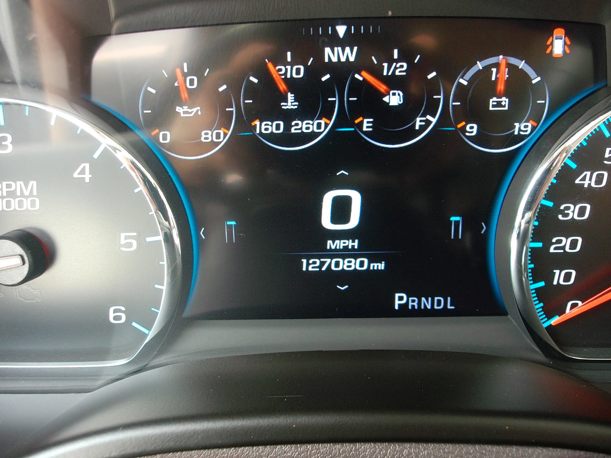 Used 2017 Chevrolet Suburban Premier RWD image 18
