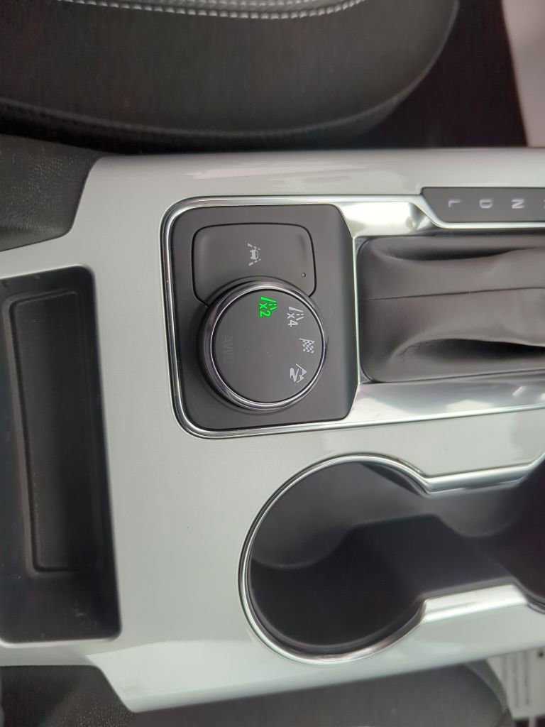 Certified 2024 Chevrolet Blazer LT w/ Convenience Package image 32