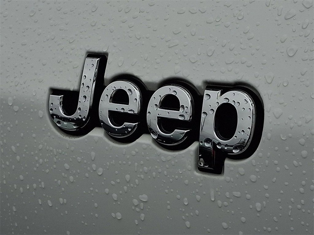 Used 2021 Jeep Grand Cherokee L Limited image 31