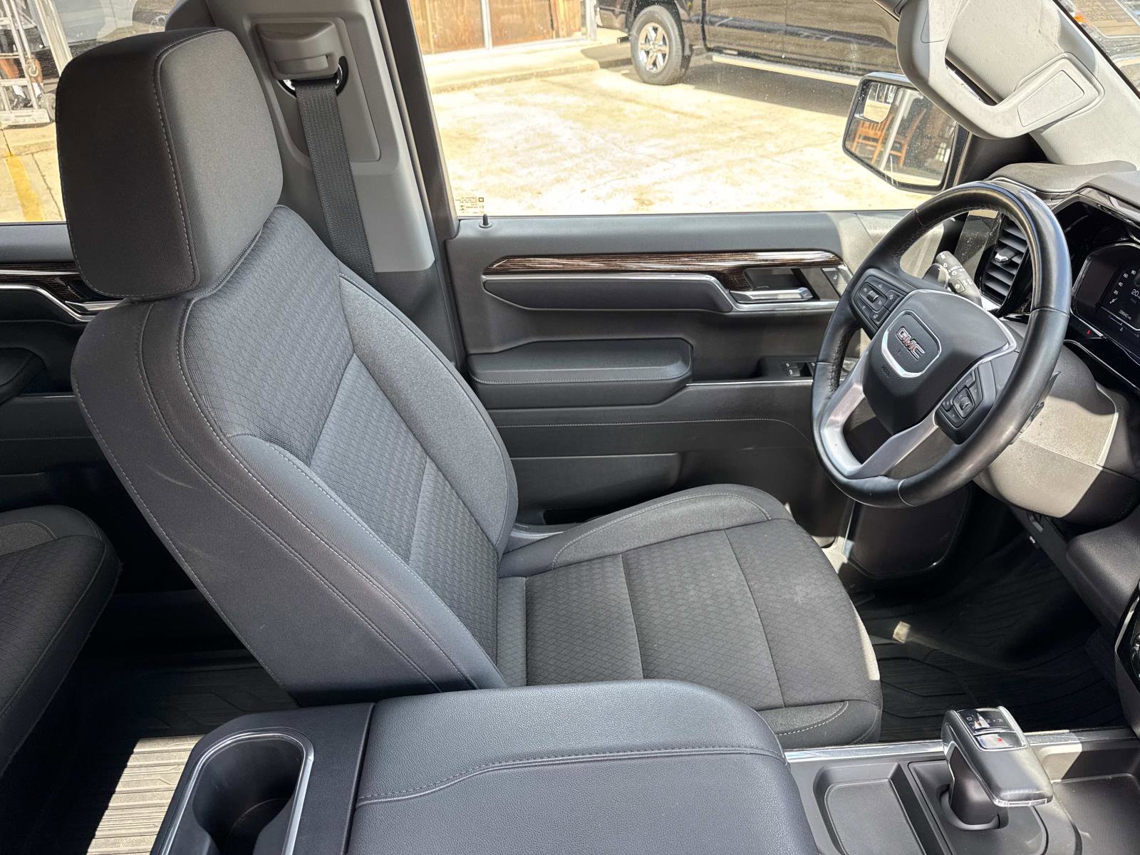 Used 2023 GMC Sierra 1500 Elevation image 8