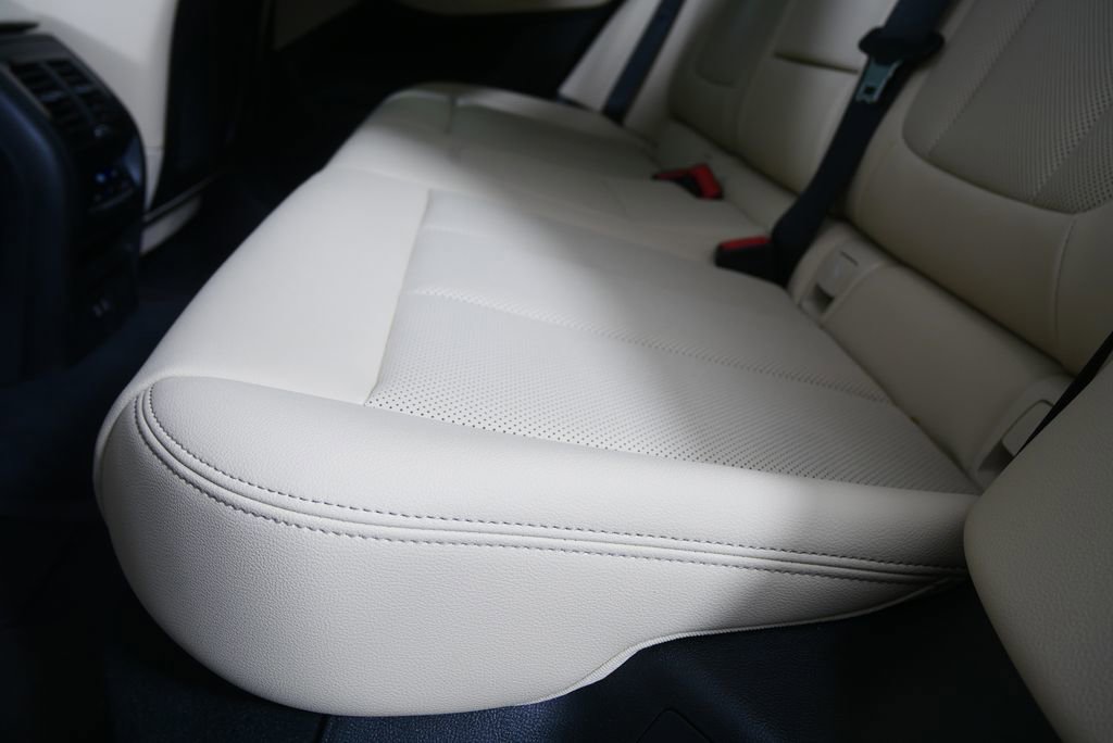 Certified 2024 BMW X3 sDrive30i w/ Premium Package image 14