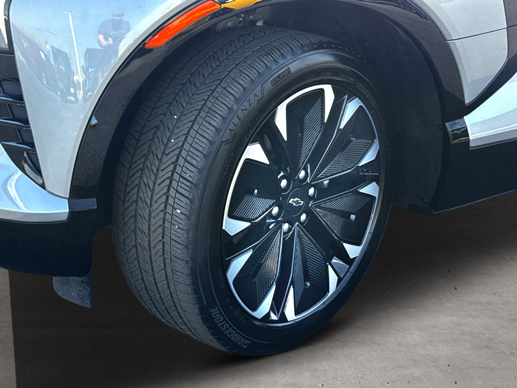 Used 2024 Chevrolet Blazer EV RS image 23