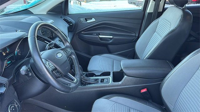 Used 2019 Ford Escape SE image 23