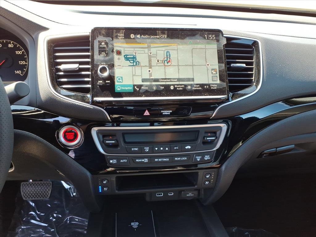 New 2025 Honda Ridgeline Black Edition image 12