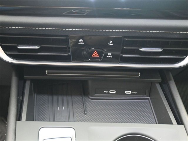 New 2026 Volkswagen Atlas SE image 3