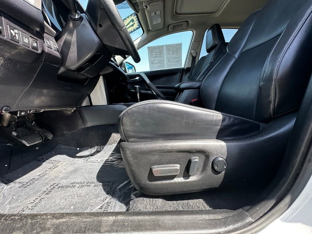 Used 2017 Toyota RAV4 Platinum w/ All Weather Liner Package AWD/4WD image 10