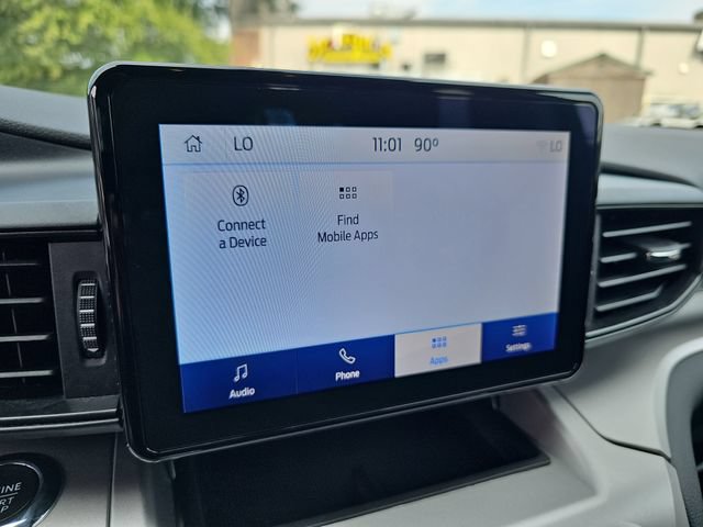 Used 2022 Ford Explorer XLT AWD/4WD image 26