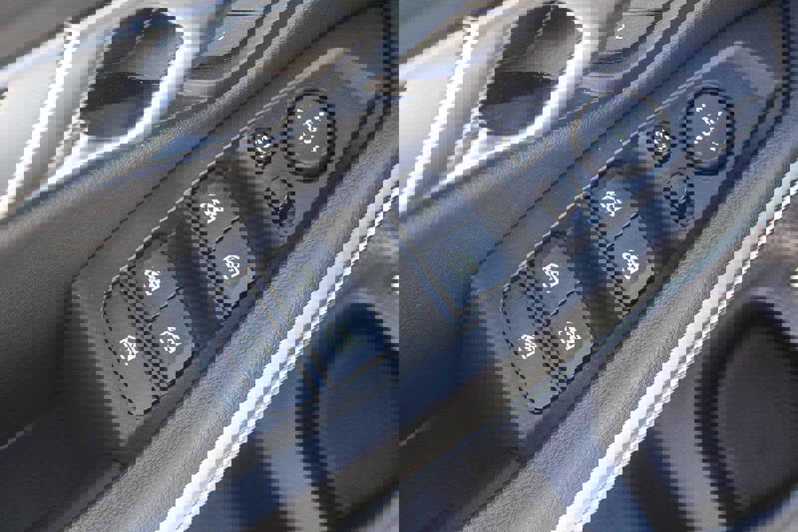 Certified 2023 BMW 330e w/ M Sport Package image 20