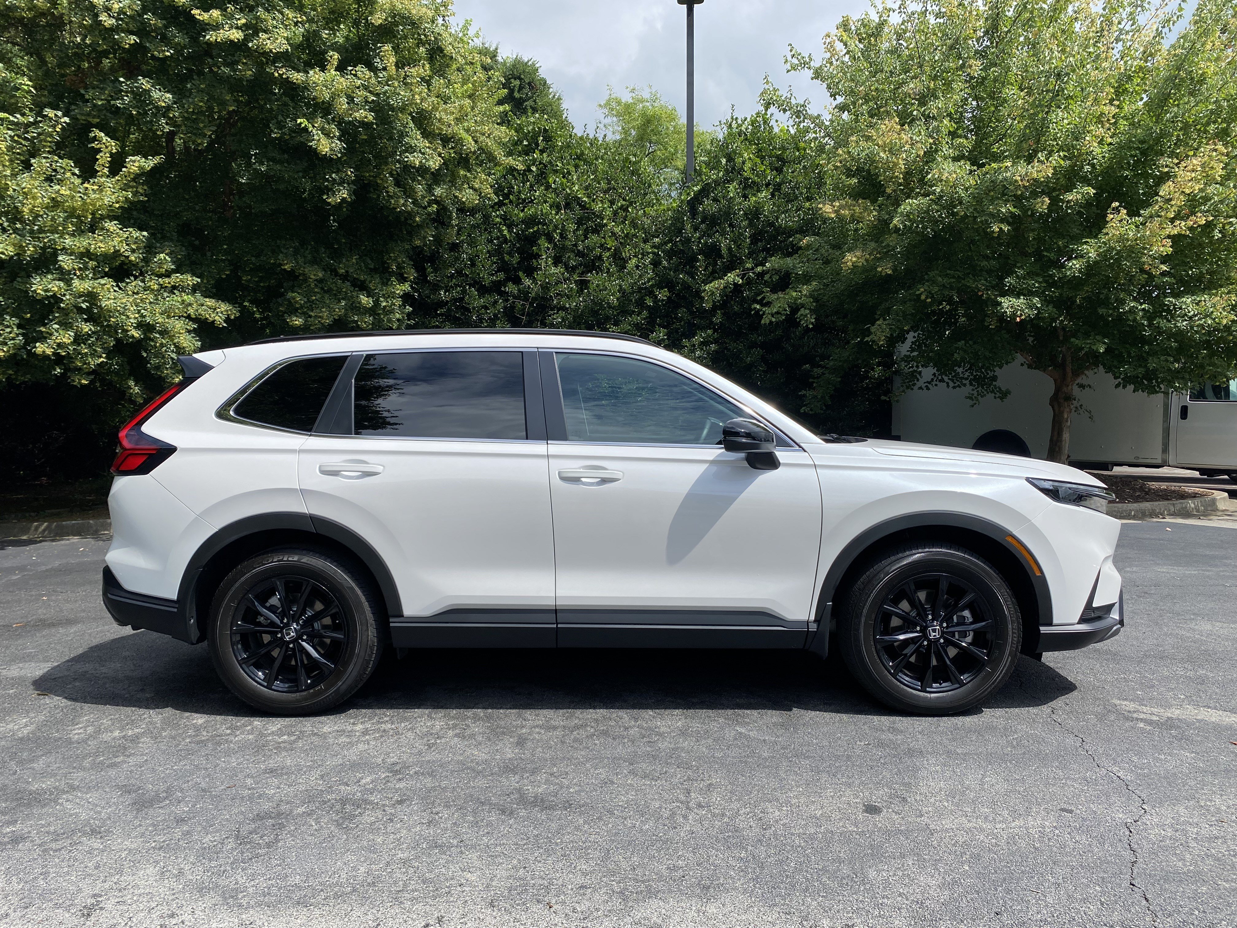 Used 2025 Honda CR-V Sport-L image 10