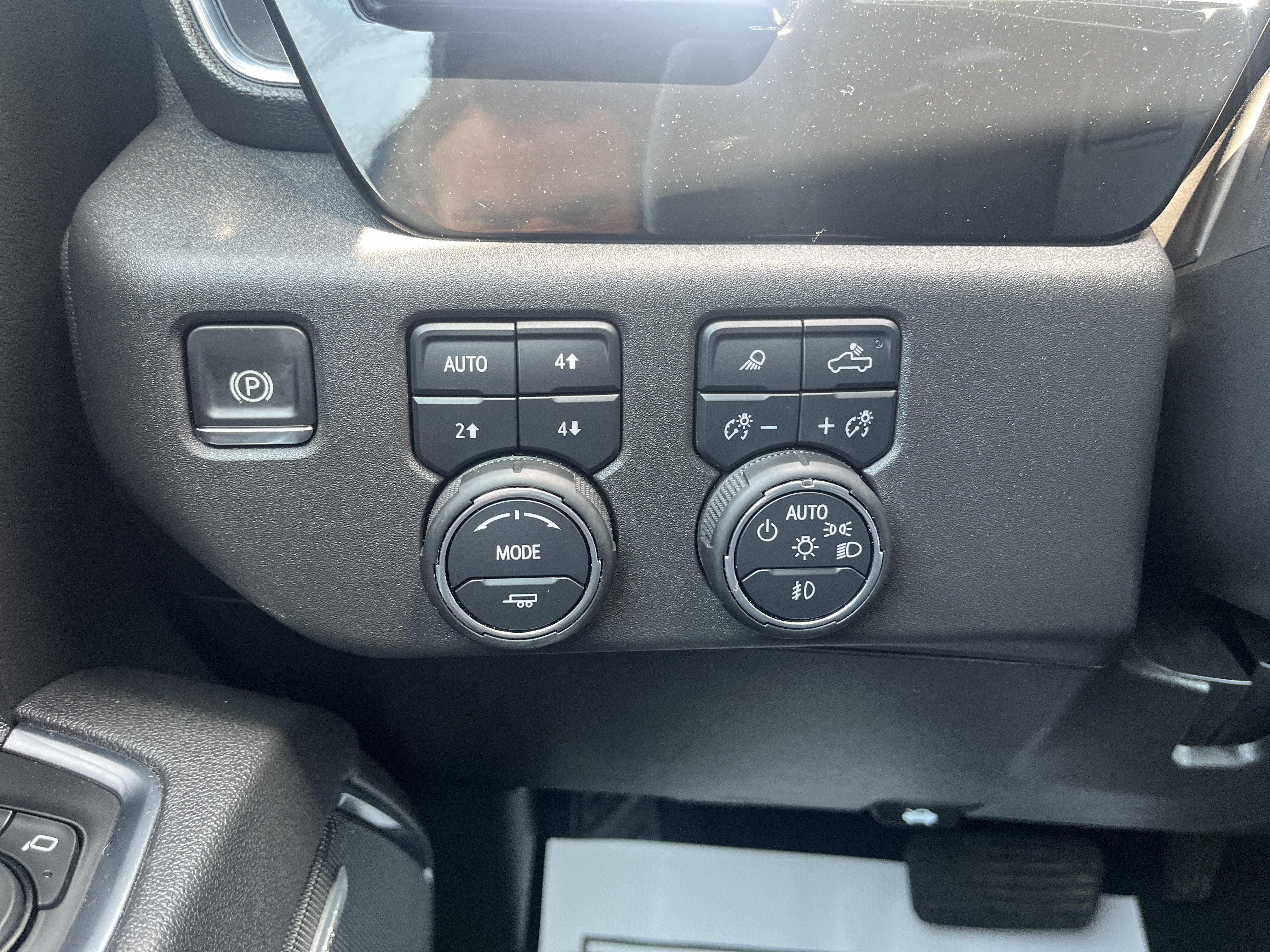 Used 2025 Chevrolet Silverado 1500 RST w/ RST All Star Premium Package AWD/4WD image 21
