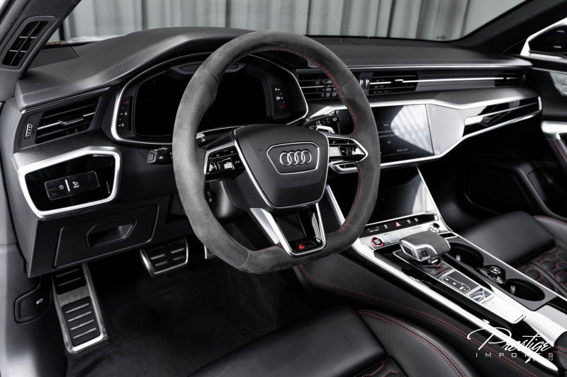 Used 2022 Audi RS 6 w/ Executive Package image 29