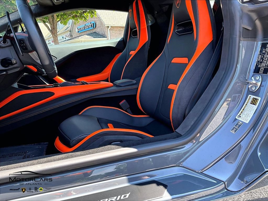 Used 2026 Lamborghini Temerario AWD/4WD image 9
