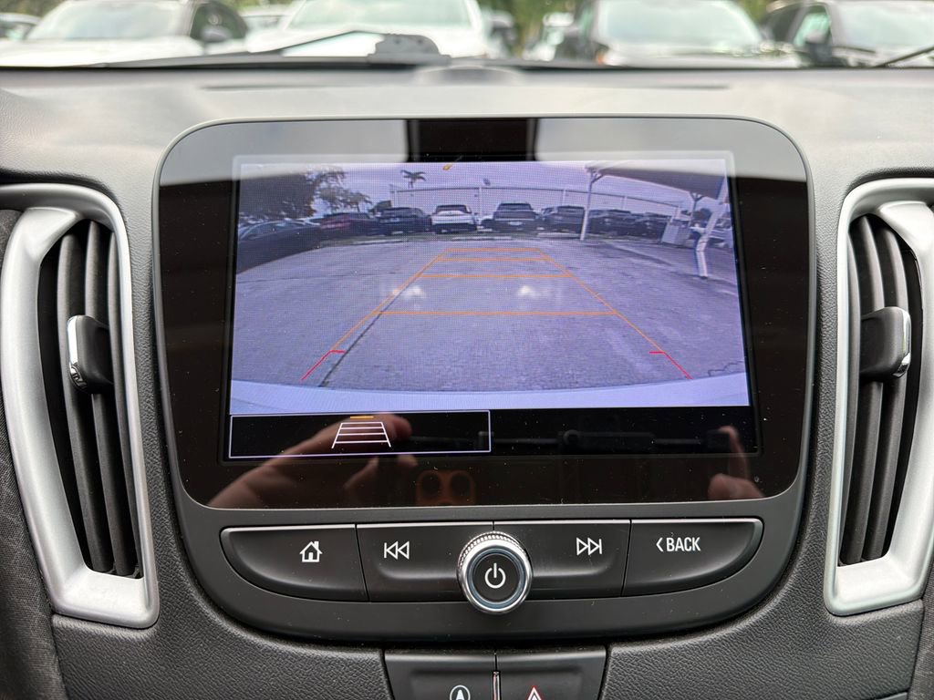 Used 2022 Chevrolet Malibu LT FWD image 27