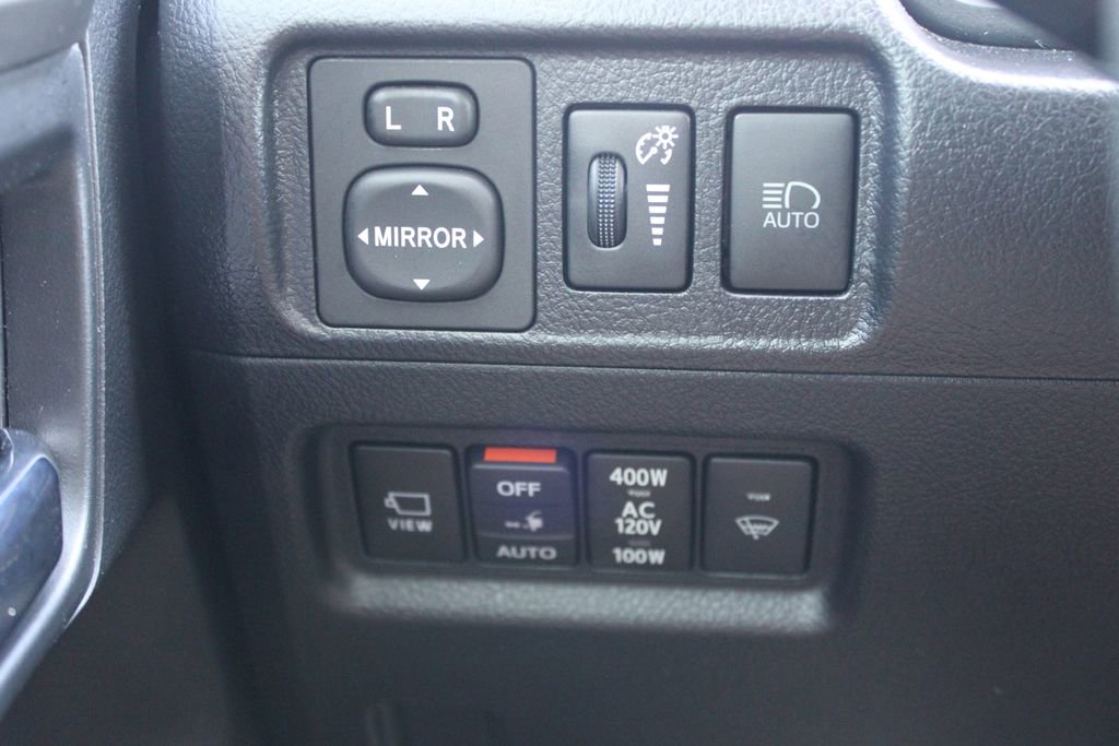 Used 2022 Toyota 4Runner Limited AWD/4WD image 40