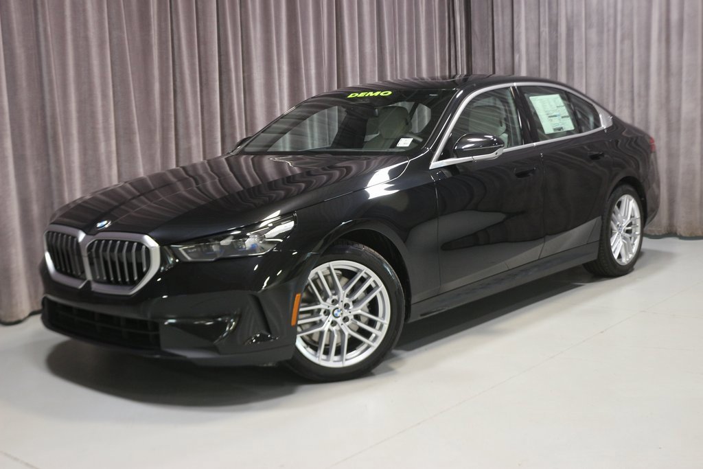 Used 2025 BMW 530i xDrive w/ Premium Package