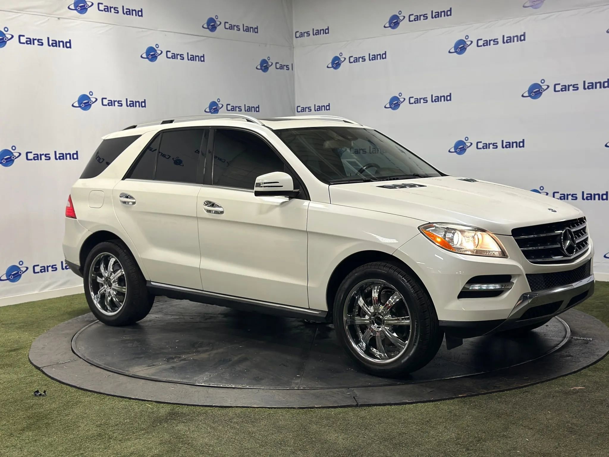 Used 2013 Mercedes-Benz ML 350 4MATIC image 2