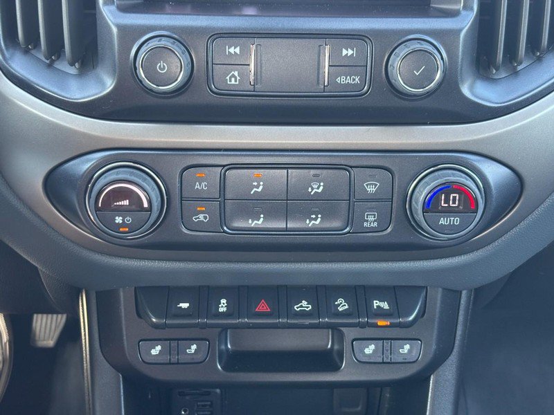 Used 2022 Chevrolet Colorado Z71 AWD/4WD image 22
