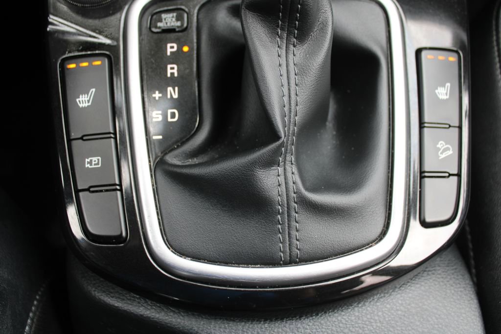 Certified 2024 Kia Seltos EX image 36