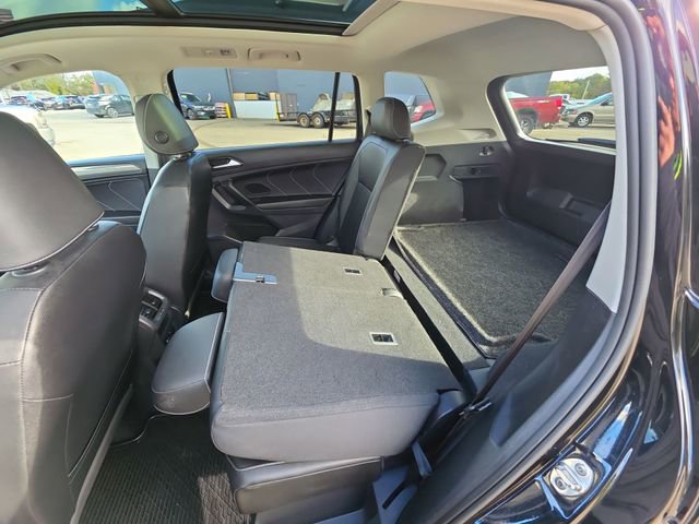 Used 2022 Volkswagen Tiguan SE image 24